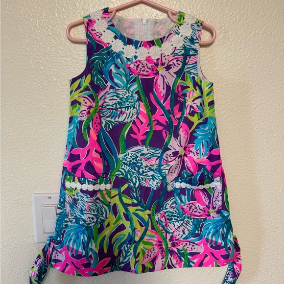 Lilly Pulitzer Other - Girls Little Lilly Classic Shift Dress Size 4